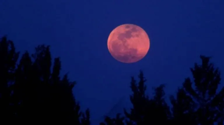 How to Watch Strawberry Moon Lunar Eclipse Live Stream Online