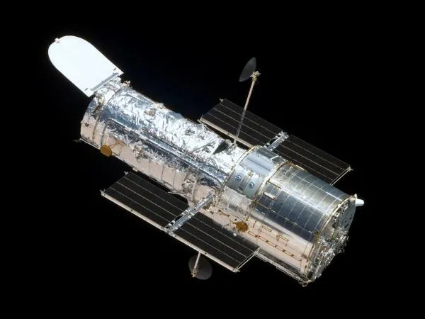 7 Incredible Facts About the Hubble Space Telescope