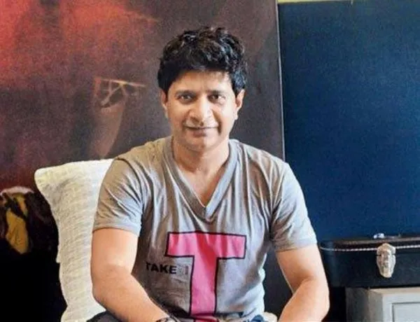 KK Death Cause: Is Singer KK Dead? When did he die? Net Worth 2022, Wiki Bio, Age, Wife, Family, Kids, Height Weight